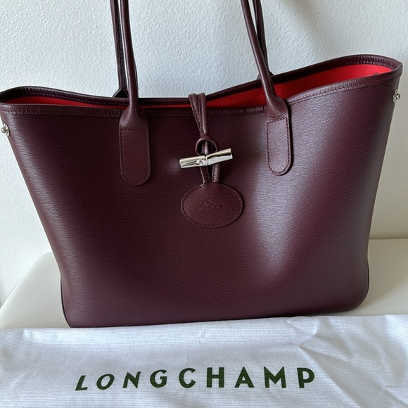 Longchamp Leather Shoulder Bag in Excellent condition - Picture 2 of 16